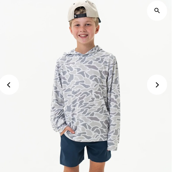 Burlebo Youth Performance Hoodie / color: White Camo / size Medium NWT !!! - Picture 1 of 7